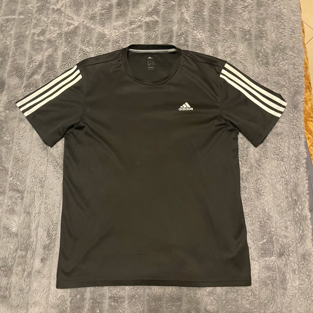 Adidas embroidered shirt size Medium M Men’s Used Gym
